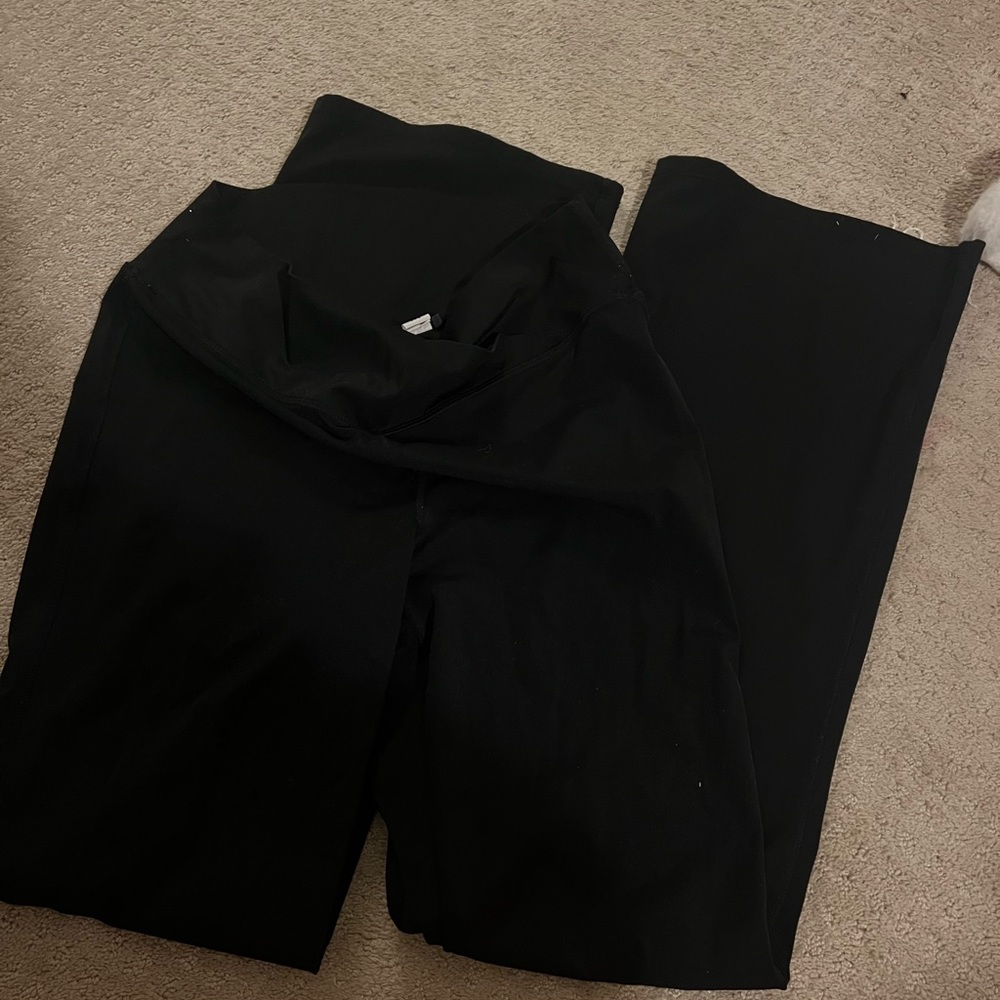 Halara Crossover Flare Leggings
